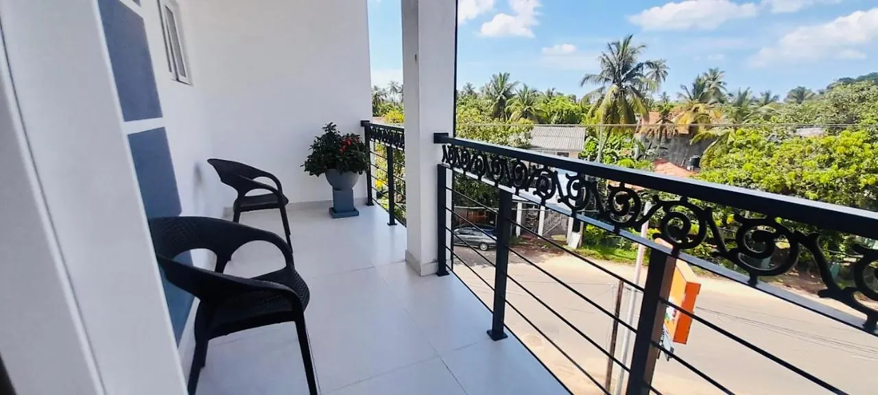 Ivory Laze Hotel Negombo
