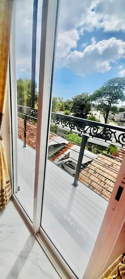 Ivory Laze Hotel Negombo Affittacamere
